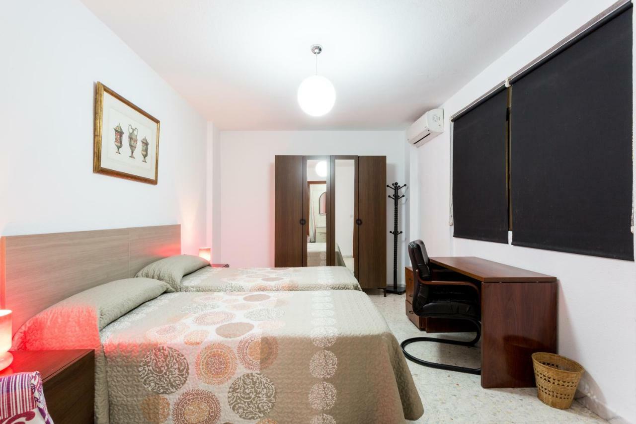 Holi-rent Albareda * Sevilha