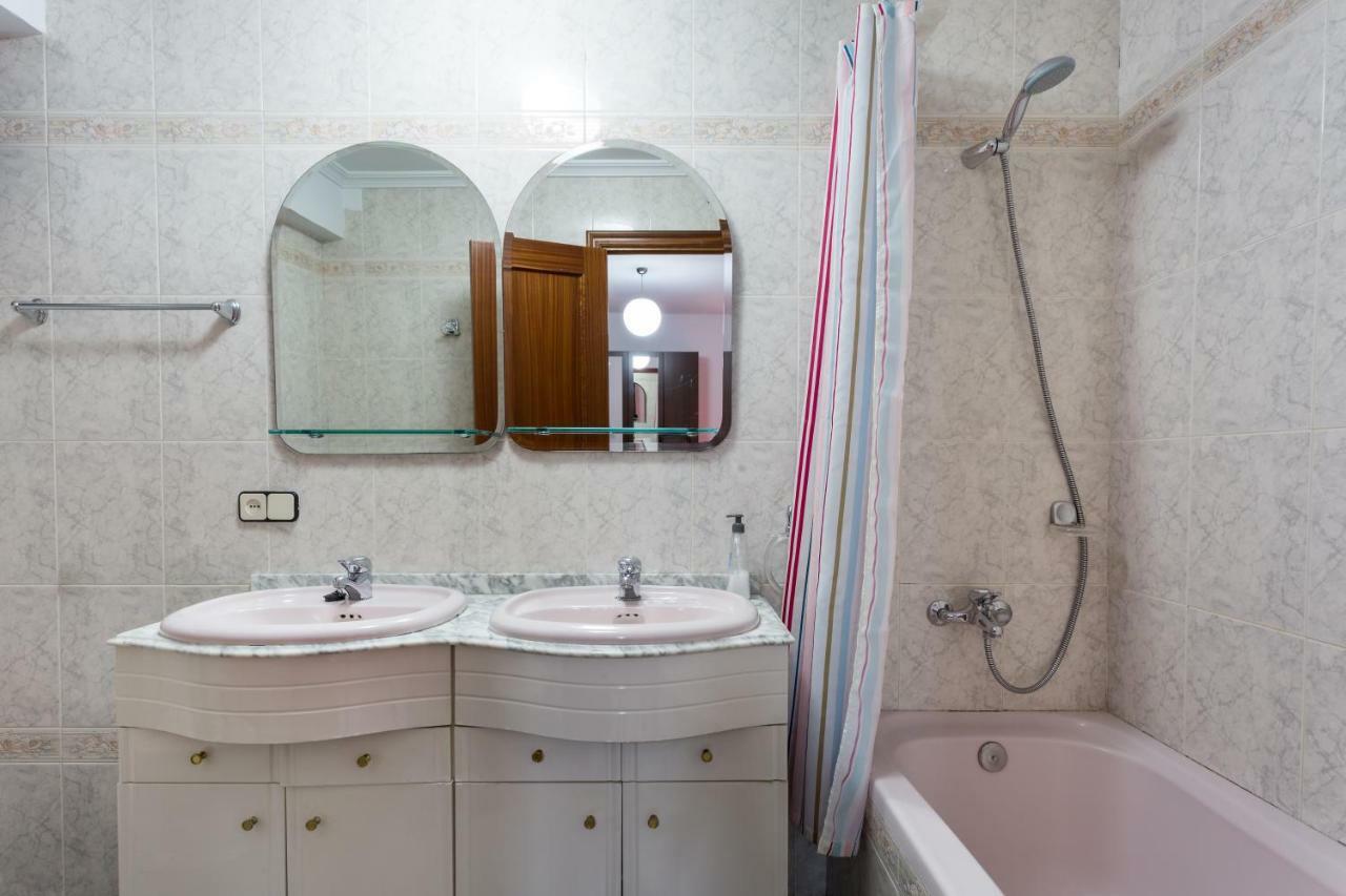 Holi-rent Albareda Apartamento Sevilha
